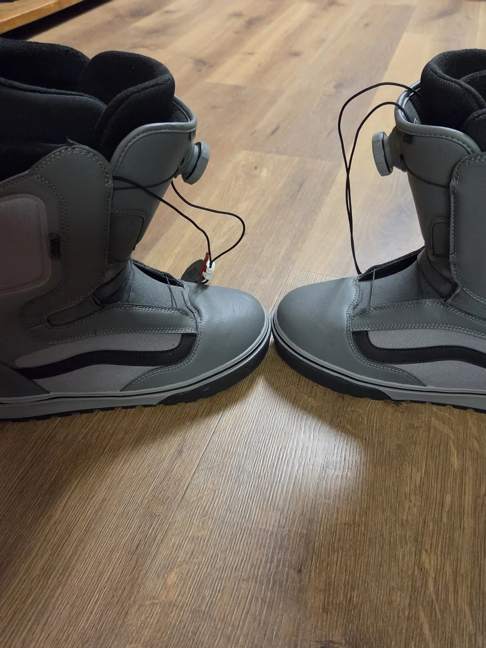 Vans snowboard boots